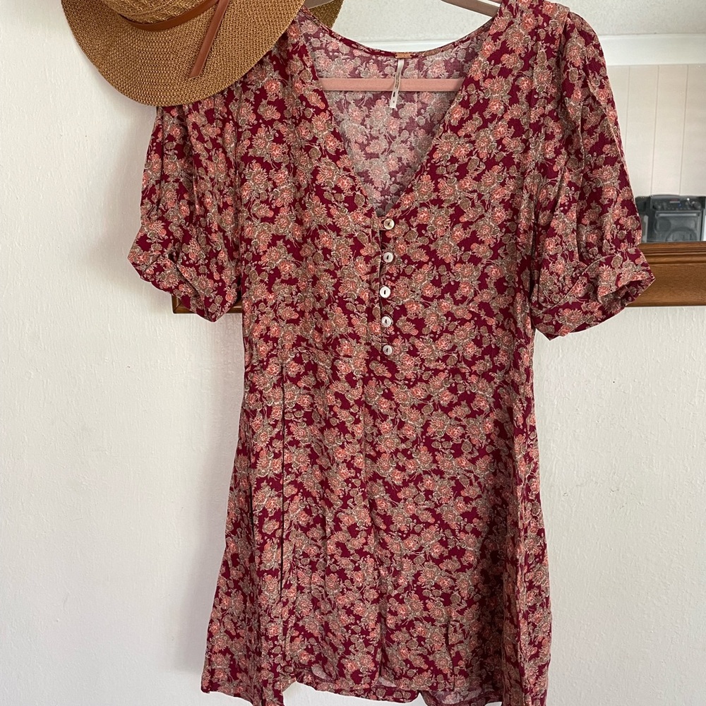 Pretty FREE PEOPLE Short Sleeve Floral Fit & Flare Dress